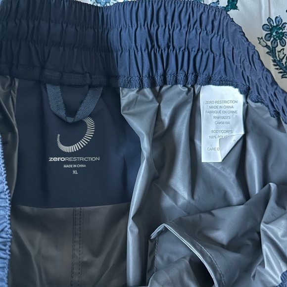 Zero Restriction Navy Rain Pants XL - Picture 7 of 15